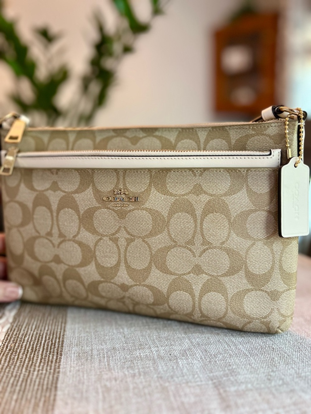 🤍Coach Signature Canvas Crossbody Bag Khaki White Trim + Matching Pouch